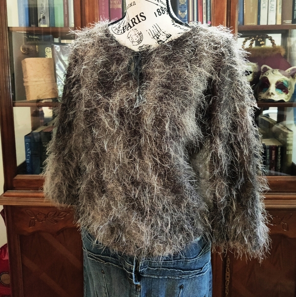 Beautiful Shag Sweater - Picture 5 of 5